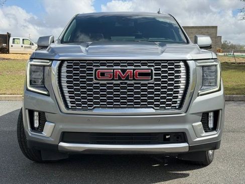 Used 2023 GMC Yukon Denali image 12