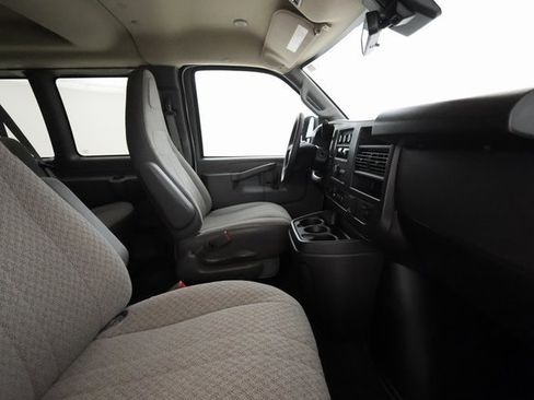 Used 2024 Chevrolet Express 3500 LT w/ LT Preferred Equipment Group image 23