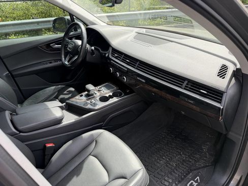 Used 2017 Audi Q7 3.0T Premium Plus w/ Premium Plus Package AWD/4WD image 15