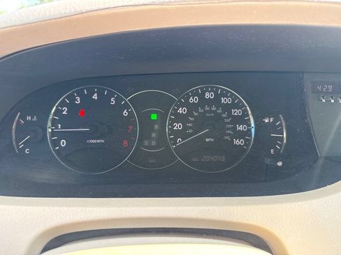 Used 2005 Toyota Avalon XLS FWD image 15