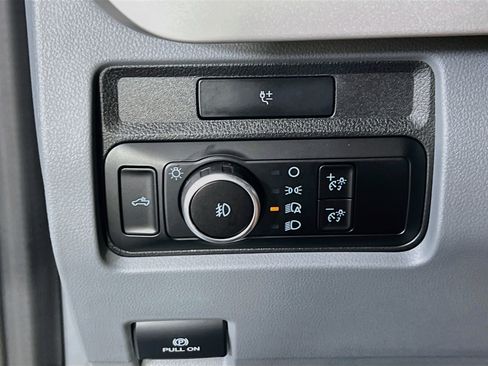 Used 2023 Ford F250 XL w/ STX Appearance Package AWD/4WD image 10