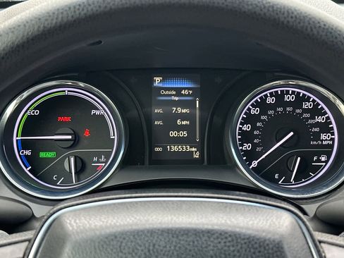 Used 2018 Toyota Camry LE image 26