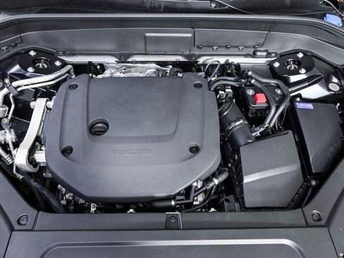 Certified 2026 Volvo XC90 B6 Ultra AWD/4WD image 38
