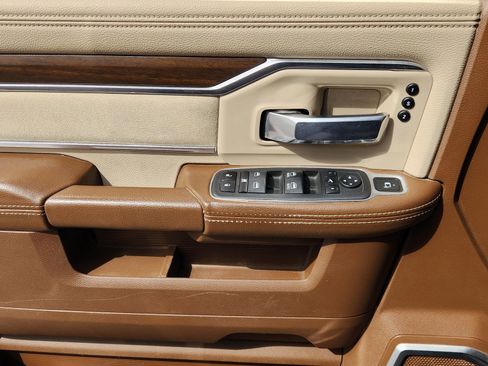 Used 2022 RAM 2500 Laramie image 27