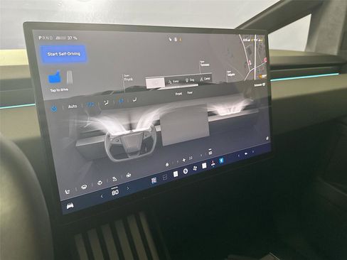 Used 2024 Tesla Cybertruck AWD Crew Cab image 10