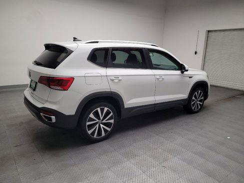 Used 2022 Volkswagen Taos SE image 10