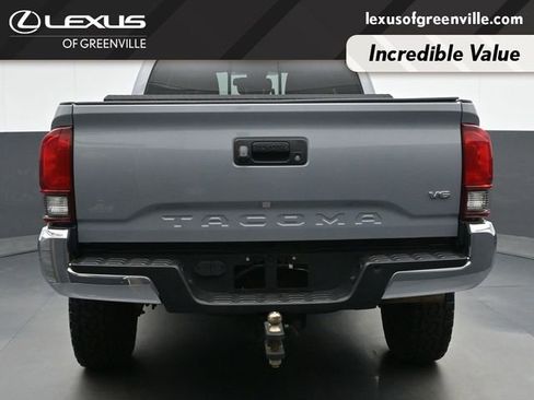 Used 2019 Toyota Tacoma TRD Off-Road AWD/4WD image 7
