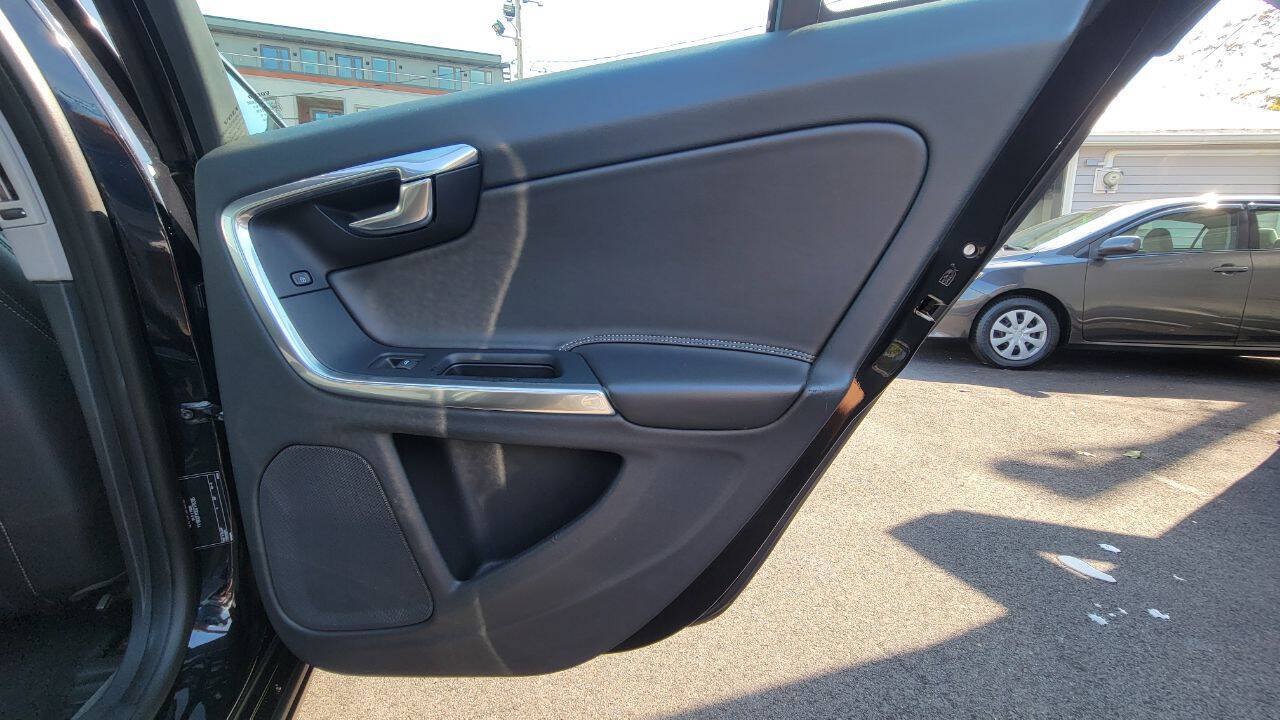 Used 2013 Volvo S60 T6 AWD/4WD image 21