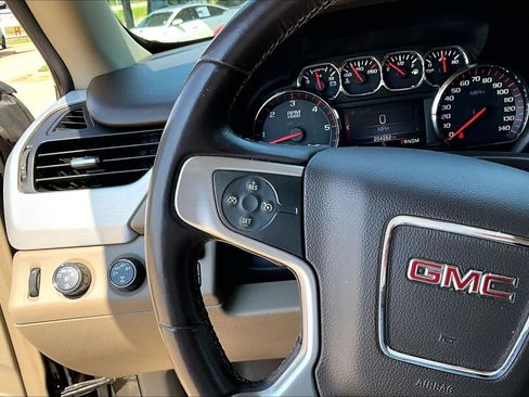 Used 2015 GMC Yukon SLE w/ HD Trailering Package AWD/4WD image 13