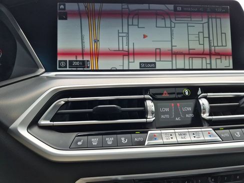 Used 2022 BMW X5 xDrive40i AWD/4WD image 19