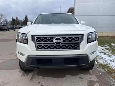 Used 2024 Nissan Frontier SV w/ SV Convenience Package image 6