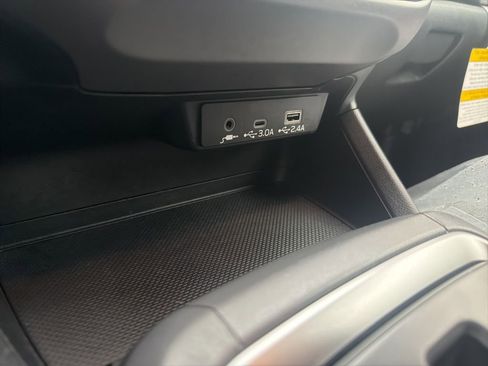 Certified 2025 Subaru Crosstrek 2.0i Premium w/ Crosstrek Mirror Package image 35