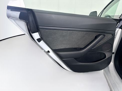 Used 2023 Tesla Model 3 Standard Range RWD image 25