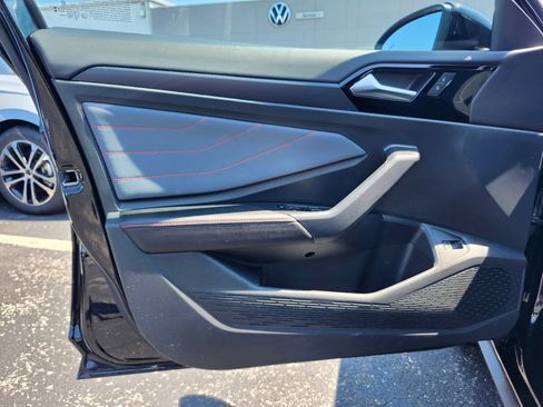 Certified 2025 Volkswagen Jetta GLI Autobahn w/ GLI Black Package FWD image 12