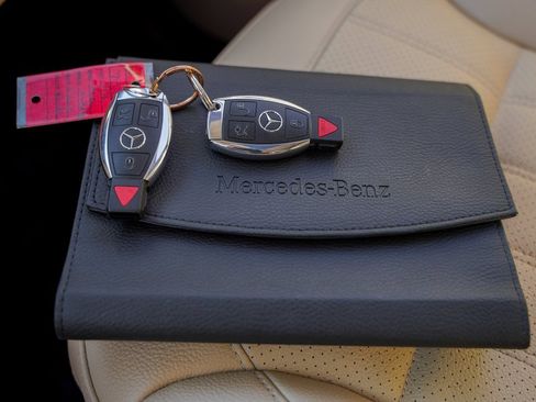 Used 2016 Mercedes-Benz GLE 300d 4MATIC image 28