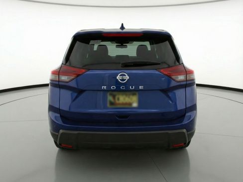 Used 2025 Nissan Rogue SV image 7