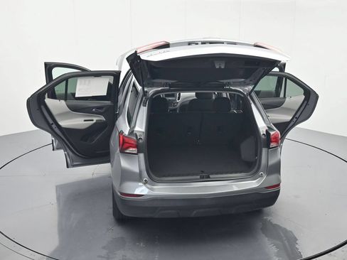 Used 2023 Chevrolet Equinox LS w/ LS Convenience Package FWD image 45