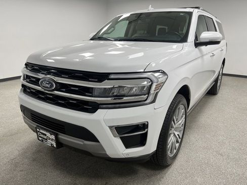 Used 2024 Ford Expedition Max Limited image 5