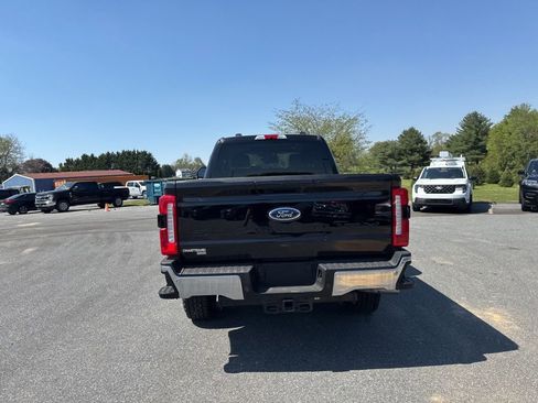 Used 2025 Ford F350 Lariat w/ Camper Package image 5