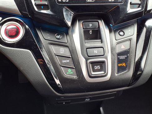 Certified 2023 Honda Odyssey Touring image 11