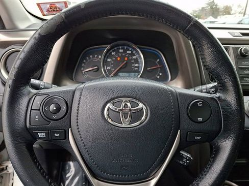Used 2013 Toyota RAV4 Limited image 22