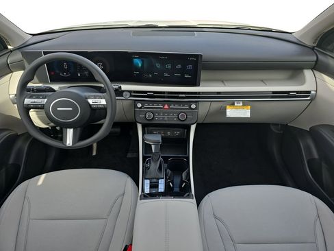 New 2026 Hyundai Tucson SE image 9