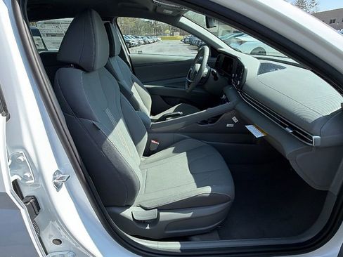 New 2026 Hyundai Elantra Sport FWD image 14
