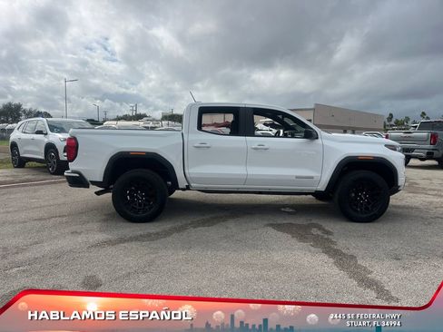 New 2026 GMC Canyon Elevation image 4