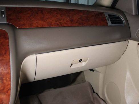 Used 2013 Chevrolet Tahoe LTZ image 22