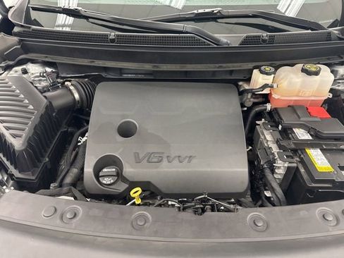 Used 2023 Buick Enclave Essence w/ Experience Buick Package FWD image 38