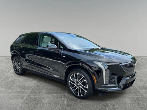 New 2026 Cadillac Optiq Sport 2 RWD image 7