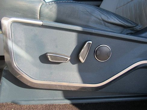 Used 2022 Ford F150 Limited image 13