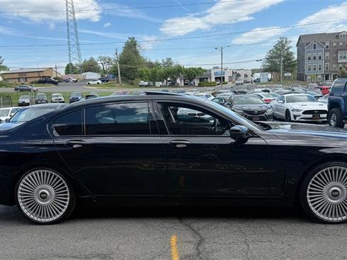 Used 2020 BMW 740i xDrive w/ Cold Weather Package image 8