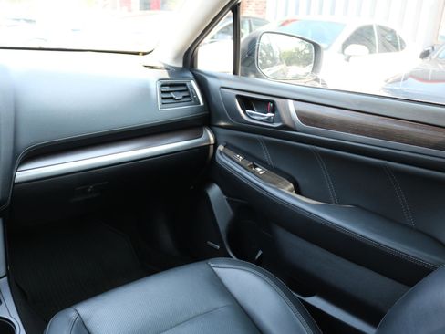 Used 2019 Subaru Legacy 2.5i Limited AWD/4WD image 34