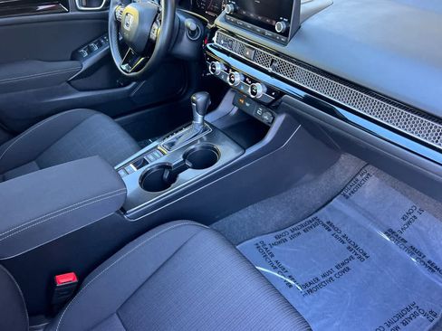 Used 2022 Honda Civic EX image 15