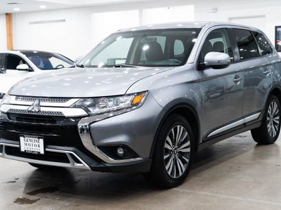 Used 2019 Mitsubishi Outlander SE