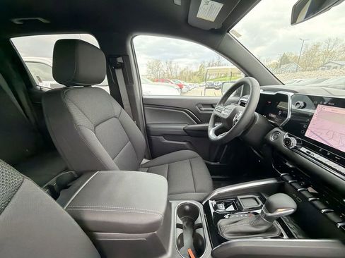 New 2026 GMC Canyon Elevation image 15