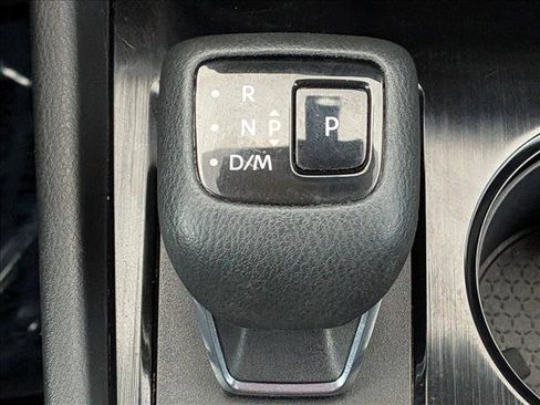 Used 2023 Nissan Rogue SV w/ SV Premium Package image 12