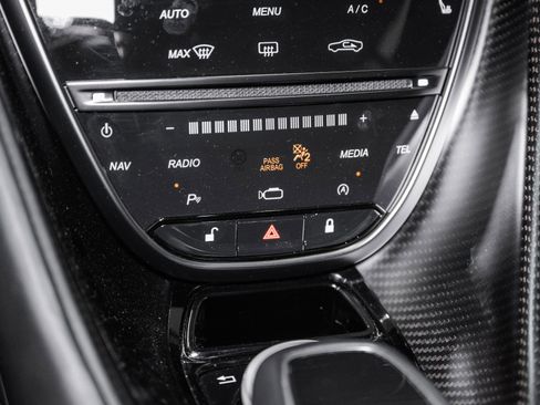Used 2023 Aston Martin DBS Coupe RWD image 28