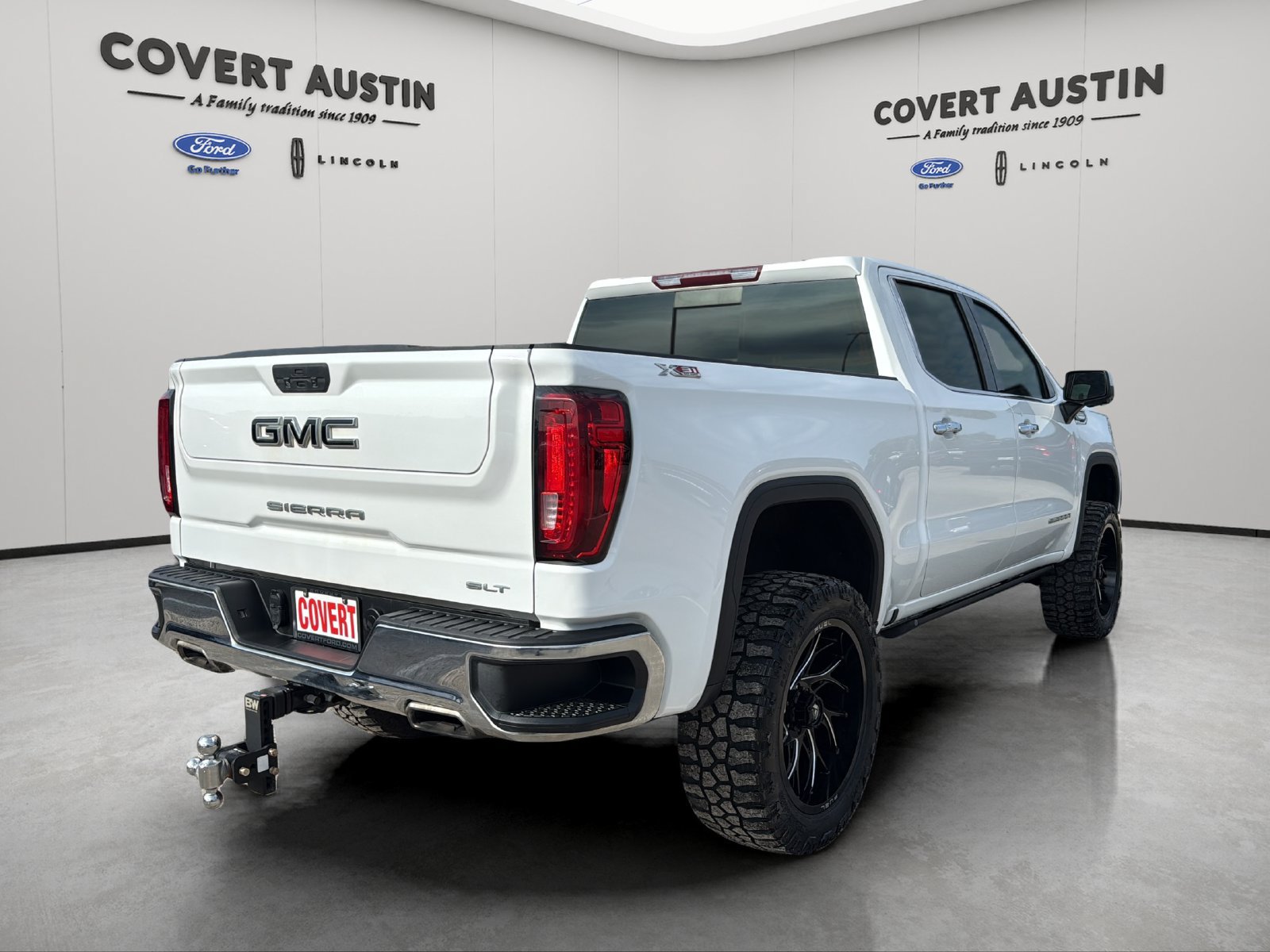Used 2022 GMC Sierra 1500 SLT AWD/4WD image 5