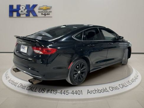 Used 2016 Chrysler 200 Limited w/ Convenience Group FWD image 6