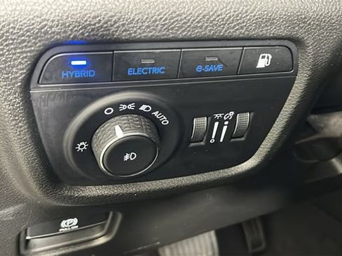 Used 2023 Jeep Grand Cherokee Trailhawk AWD/4WD image 21