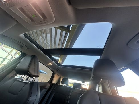 Used 2024 Nissan Ariya FWD image 33