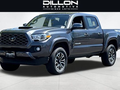 Used 2021 Toyota Tacoma TRD Sport AWD/4WD image 8