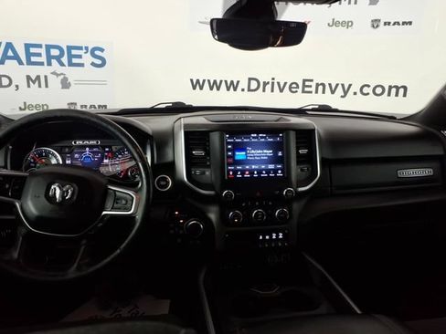 Used 2019 RAM 1500 Big Horn AWD/4WD image 10