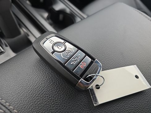 New 2025 Ford F150 Lariat w/ Equipment Group 501A Mid image 38