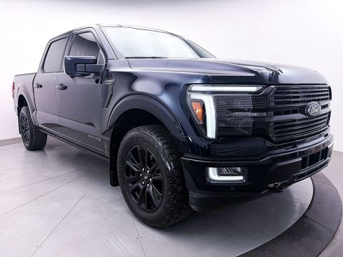 Used 2025 Ford F150 Platinum w/ FX4 Off-Road Package AWD/4WD image 16