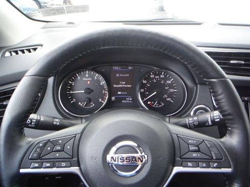 Used 2021 Nissan Rogue Sport SV AWD/4WD image 28