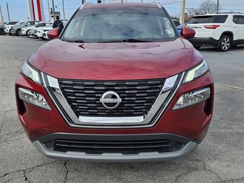 Used 2023 Nissan Rogue SV w/ SV Premium B Package image 17