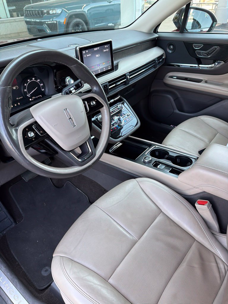 Used 2020 Lincoln Corsair Reserve w/ Equipment Group 201A FWD image 6